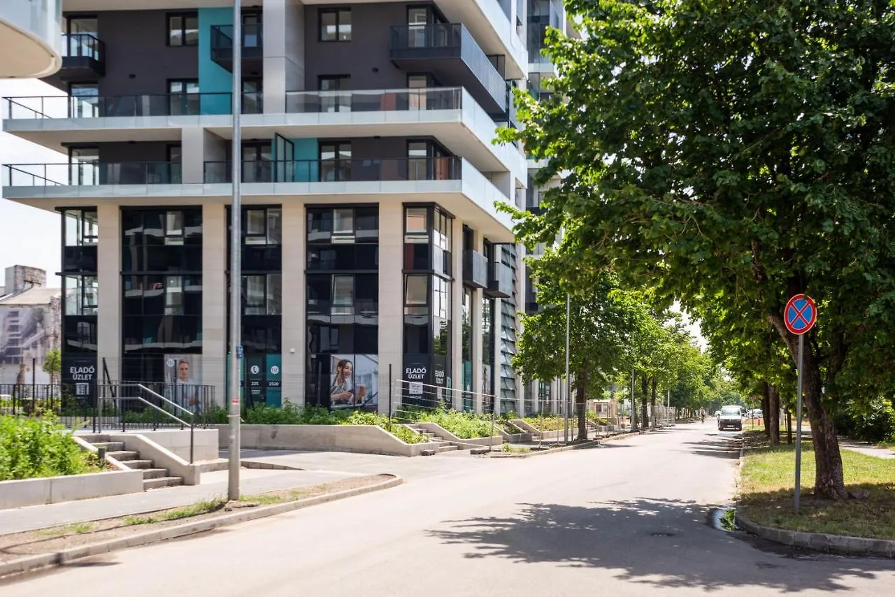 아파트 Sweet Home Apartman , 30Sqm Studio, Free Private Parking, Mountain View, Balcony, 20 Min From Downtown 부다페스트 헝가리